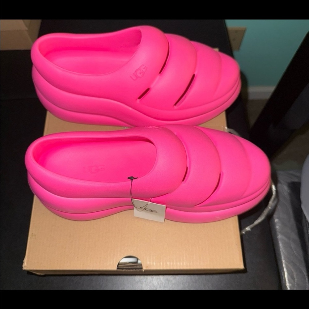 Ugg Women’s Sport YEAH Clogs